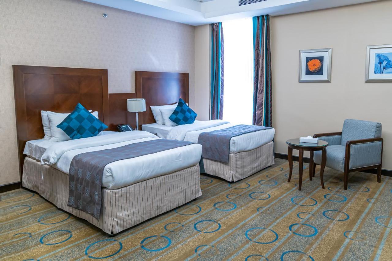 Mercure Jeddah Al Hamra Exterior foto