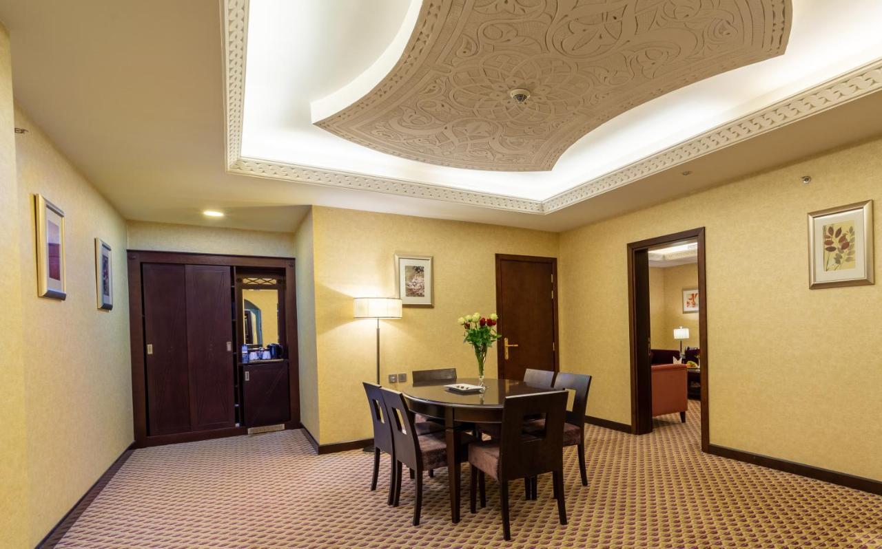 Mercure Jeddah Al Hamra Exterior foto