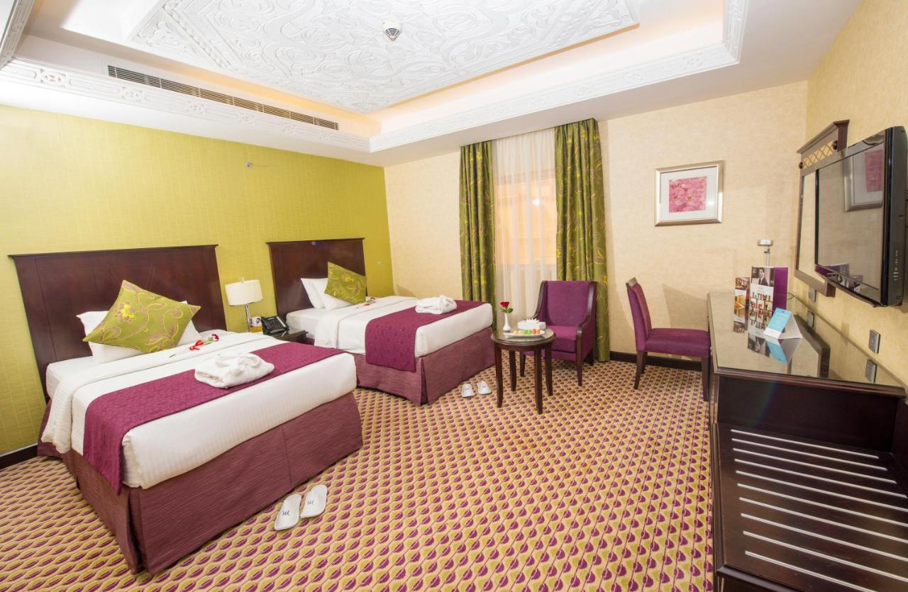 Mercure Jeddah Al Hamra Exterior foto