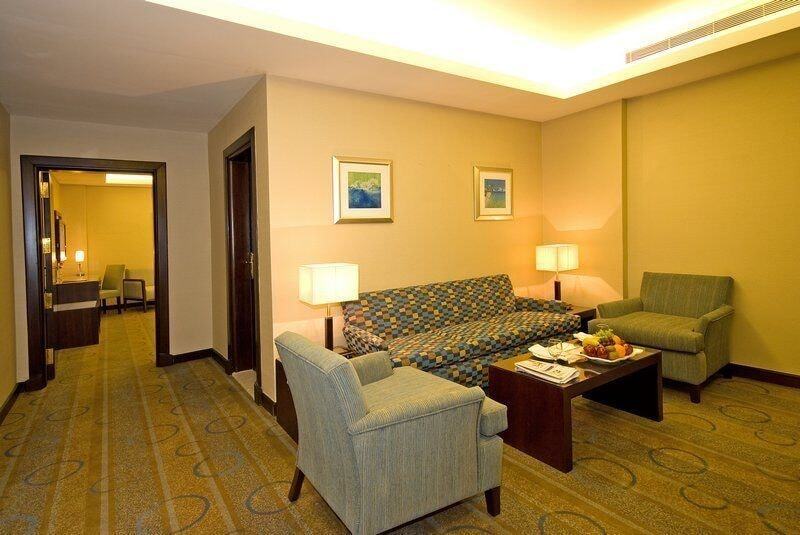Mercure Jeddah Al Hamra Exterior foto
